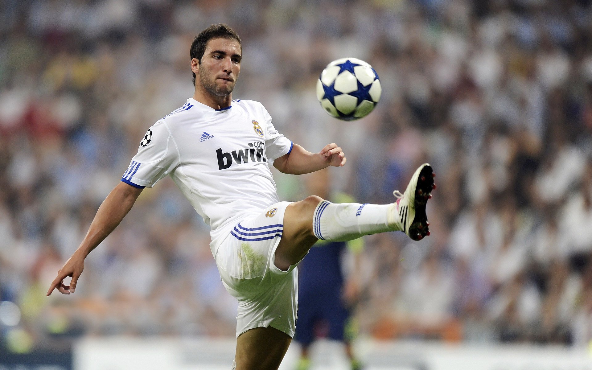 星空娱乐中国官网-中超球队在热身赛中检验新援适配性，中超热身受伤